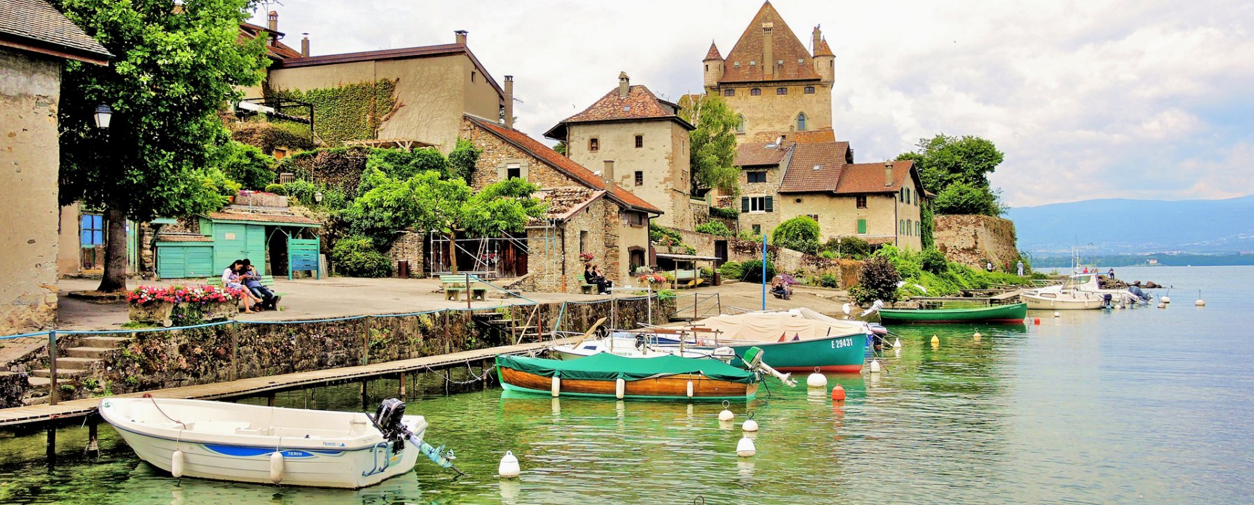 region yvoire panorama depuis le port espirat