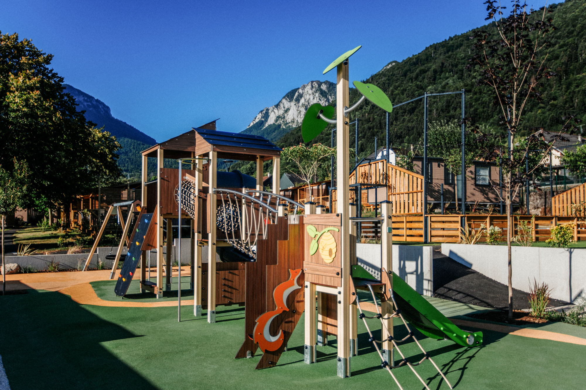 aire de jeux camping lo velajo