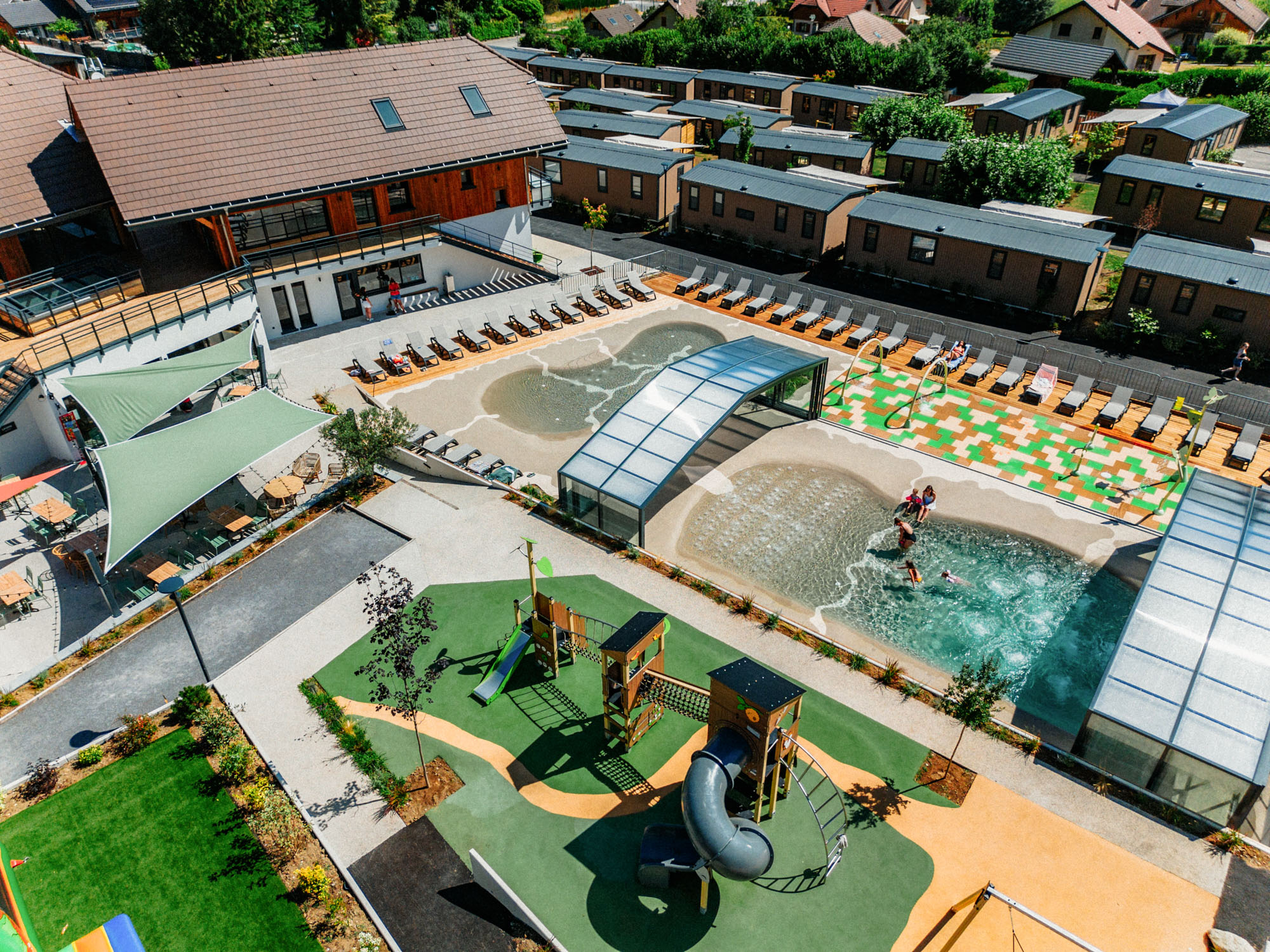 bonheur a la piscine du camping lo velajo