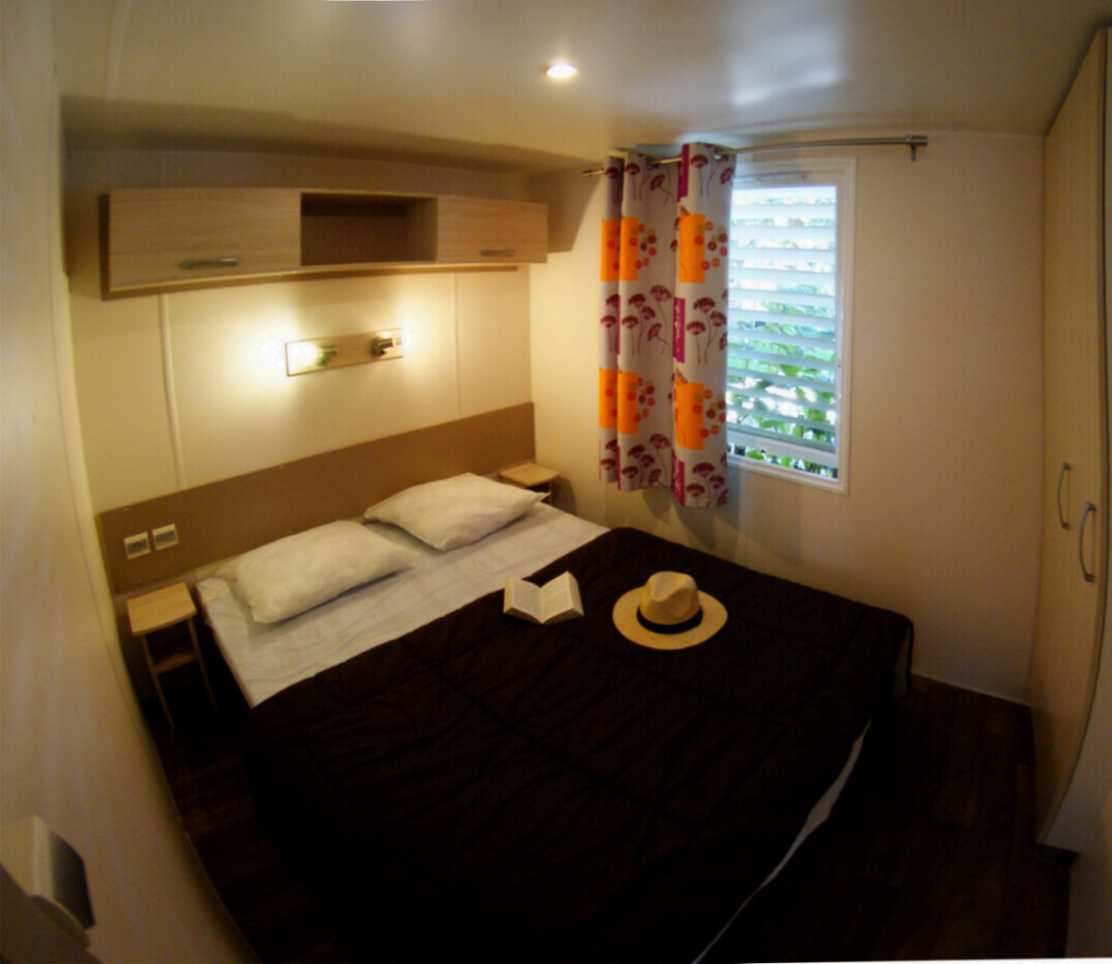 Cottage Riviera 5p 2ch ***